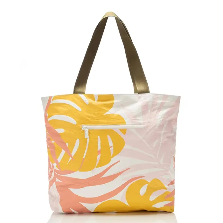 DT_tropics_starburst_back-op